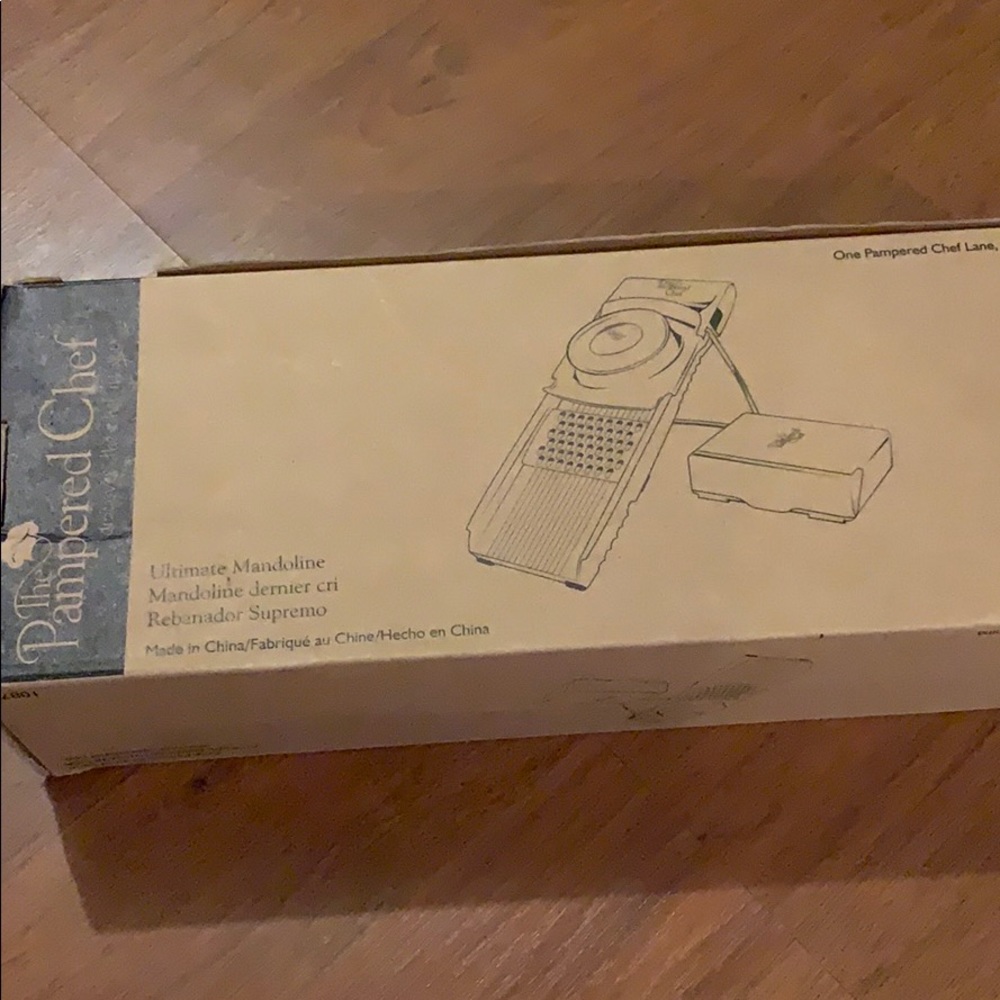 Pampered Chef Ultimate mandoline